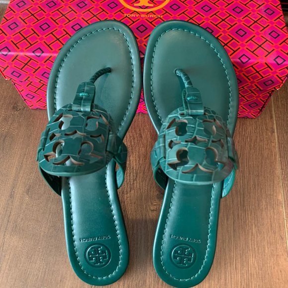 NIB TORY BURCH Miller' Croc Embossed Sandal - Picture 2 of 8
